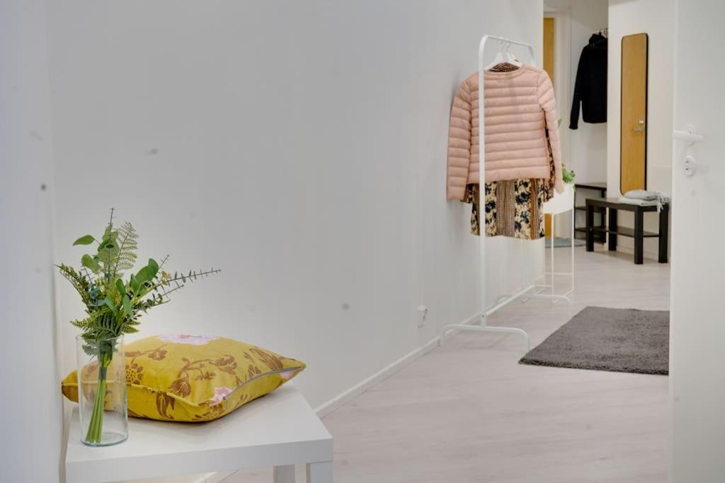 Best Location In Tampere! Modern City Apartment, 2Rooms, Kitchen And Balcony Экстерьер фото