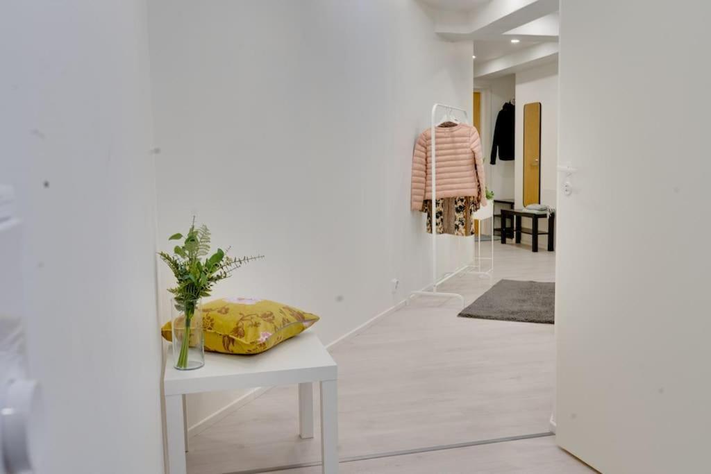 Best Location In Tampere! Modern City Apartment, 2Rooms, Kitchen And Balcony Экстерьер фото