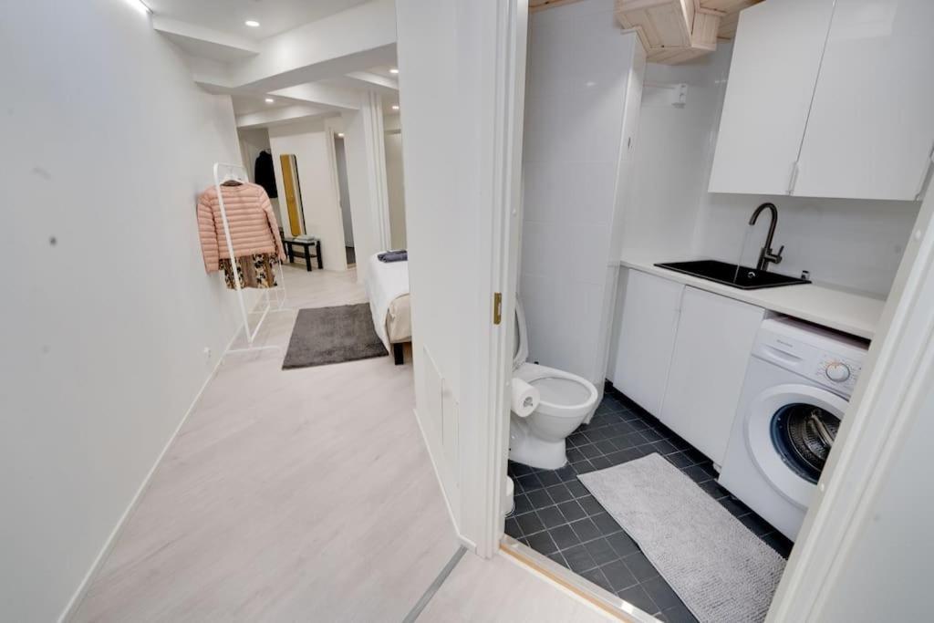 Best Location In Tampere! Modern City Apartment, 2Rooms, Kitchen And Balcony Экстерьер фото
