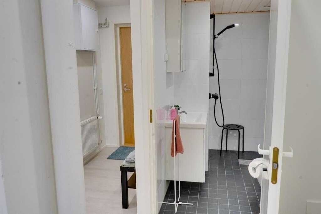 Best Location In Tampere! Modern City Apartment, 2Rooms, Kitchen And Balcony Экстерьер фото